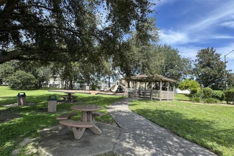 House in Davenport, Florida 3 bedrooms, 173.82 sq.m. № 1900167 - photo 24