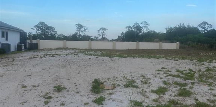 Land in Palm Coast, Florida № 1131308