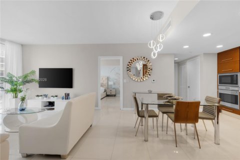 Купить кондоминиум в Майами, Флорида 1 спальня, 83.43м2, № 2090050 - фото 4