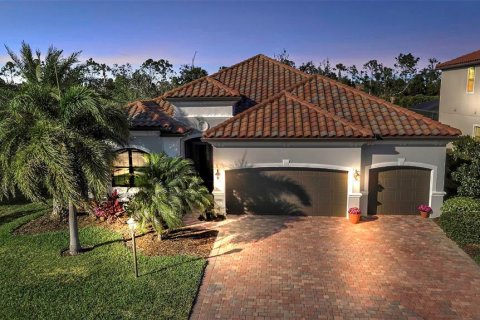 Casa en venta en Lakewood Ranch, Florida, 4 dormitorios, 206.34 m2 № 1556319 - foto 2