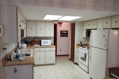 Villa ou maison à vendre à Port Orange, Floride: 2 chambres, 156.08 m2 № 1658080 - photo 9