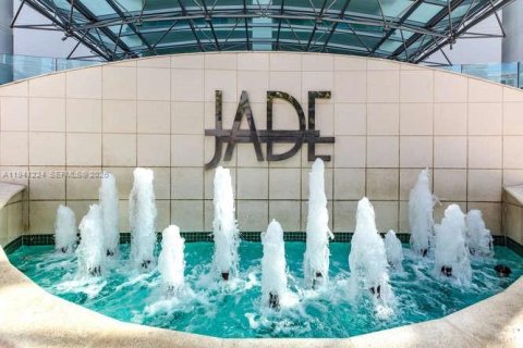 Condo in Miami, Florida, 2 bedrooms  № 1998849 - photo 4