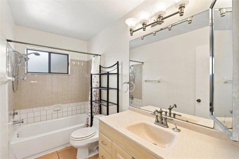 Villa ou maison à vendre à North Port, Floride: 3 chambres, 116.31 m2 № 2322344 - photo 21