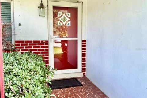 Villa ou maison à louer à Dunedin, Floride: 2 chambres, 97.73 m2 № 1876673 - photo 4