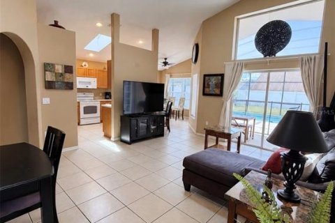 Villa ou maison à vendre à Kissimmee, Floride: 4 chambres, 163.51 m2 № 2399030 - photo 5