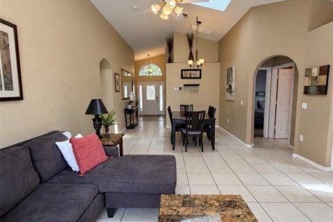 Villa ou maison à vendre à Kissimmee, Floride: 4 chambres, 163.51 m2 № 2399030 - photo 7
