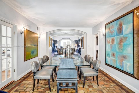 Villa ou maison à louer à Hollywood, Floride: 4 chambres, 221.11 m2 № 2018381 - photo 4