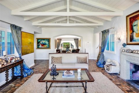 Villa ou maison à louer à Hollywood, Floride: 4 chambres, 221.11 m2 № 2018381 - photo 3
