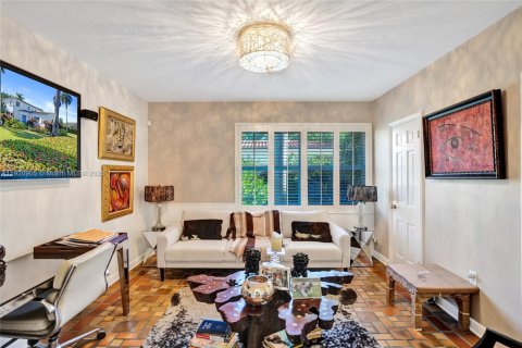 Villa ou maison à louer à Hollywood, Floride: 4 chambres, 221.11 m2 № 2018381 - photo 11