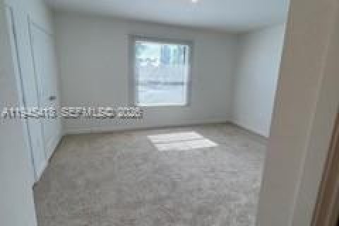 Adosado en venta en Florida City, Florida, 3 dormitorios, 127.83 m2 № 2001825 - foto 7
