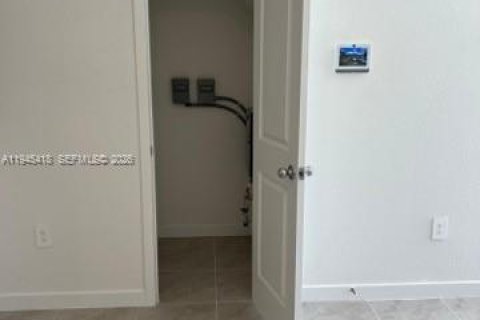 Adosado en venta en Florida City, Florida, 3 dormitorios, 127.83 m2 № 2001825 - foto 13