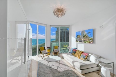 Купить кондоминиум в Майами-Бич, Флорида 1 спальня, 61.97м2, № 2058675 - фото 2