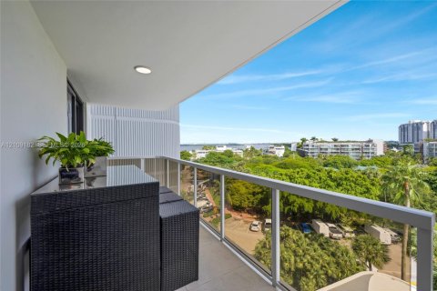 Condominio en venta en Miami Beach, Florida, 3 dormitorios, 221.85 m2 № 2424444 - foto 23