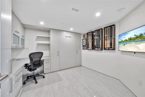 Condominio en venta en Miami Beach, Florida, 3 dormitorios, 221.85 m2 № 2424444 - foto 20