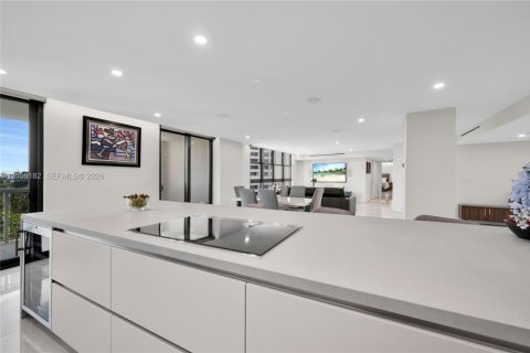 Condominio en venta en Miami Beach, Florida, 3 dormitorios, 221.85 m2 № 2424444 - foto 15