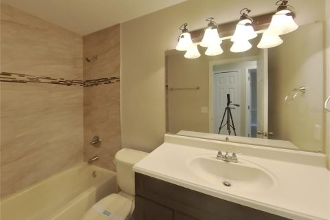 Casa en alquiler en Valrico, Florida, 3 dormitorios, 138.8 m2 № 1884413 - foto 12