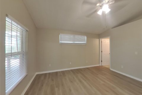 Casa en alquiler en Valrico, Florida, 3 dormitorios, 138.8 m2 № 1884413 - foto 6