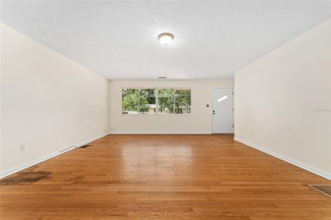 Купить виллу или дом в Гейнсвилл, Флорида 4 комнаты, 155.98м2, № 1827078 - фото 14