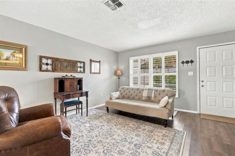Villa ou maison à vendre à New Port Richey, Floride: 2 chambres, 117.8 m2 № 2394183 - photo 6