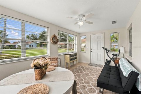 Villa ou maison à vendre à New Port Richey, Floride: 2 chambres, 117.8 m2 № 2394183 - photo 10