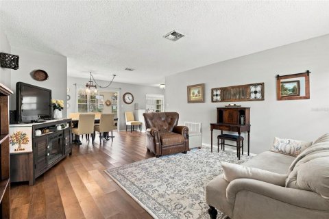 Villa ou maison à vendre à New Port Richey, Floride: 2 chambres, 117.8 m2 № 2394183 - photo 3