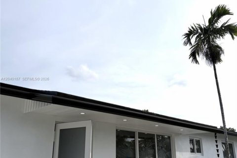 House in Homestead, Florida 3 bedrooms, 180.23 sq.m. № 2086445 - photo 2