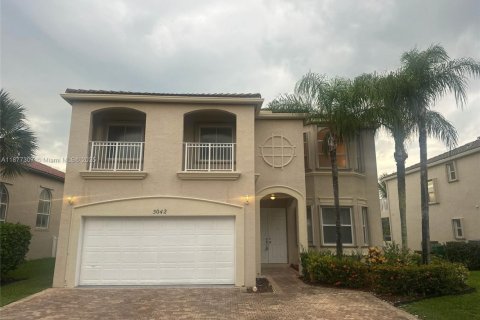 Casa en venta en Miramar, Florida, 4 dormitorios, 295.8 m2 № 1922786 - foto 1