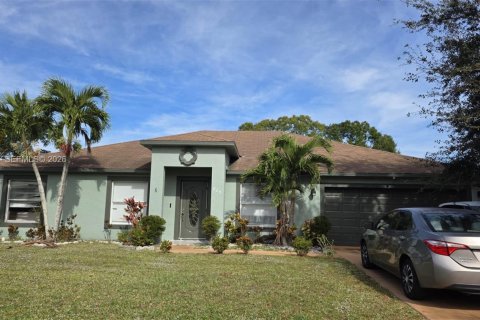 House in Port St. Lucie, Florida 4 bedrooms, 217.39 sq.m. № 2027275 - photo 2