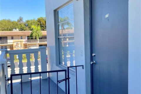 Appartement à louer à Hallandale Beach, Floride: 1 chambre, 60.39 m2 № 1965252 - photo 13