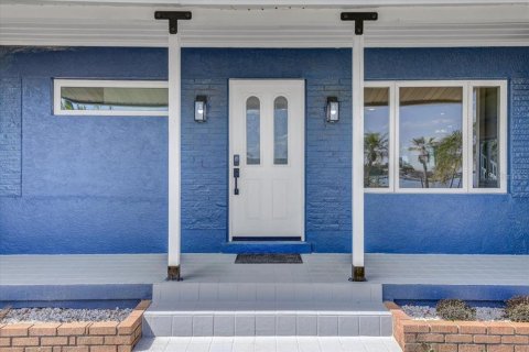 Villa ou maison à vendre à Bradenton, Floride: 3 chambres, 238.29 m2 № 2129260 - photo 3