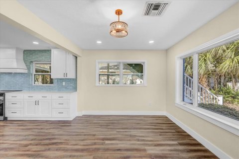 Villa ou maison à vendre à Bradenton, Floride: 3 chambres, 238.29 m2 № 2129260 - photo 12