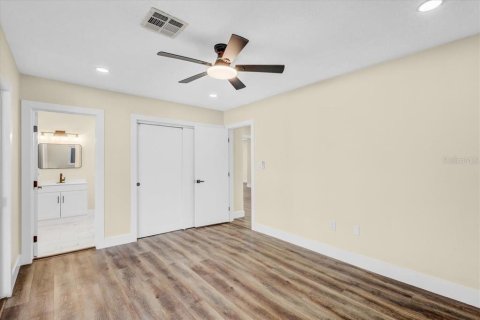 Villa ou maison à vendre à Bradenton, Floride: 3 chambres, 238.29 m2 № 2129260 - photo 27