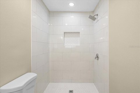 Villa ou maison à vendre à Bradenton, Floride: 3 chambres, 238.29 m2 № 2129260 - photo 29