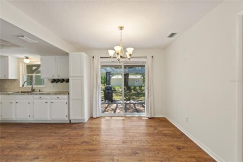 Casa en venta en Indian lake estates, Florida, 2 dormitorios, 124.02 m2 № 1718578 - foto 13