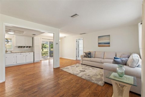 Casa en venta en Indian lake estates, Florida, 2 dormitorios, 124.02 m2 № 1718578 - foto 11