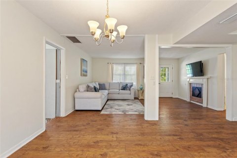 Casa en venta en Indian lake estates, Florida, 2 dormitorios, 124.02 m2 № 1718578 - foto 12