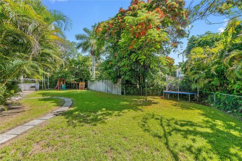 Villa ou maison à louer à Miami, Floride: 4 chambres, 265.24 m2 № 1999977 - photo 29