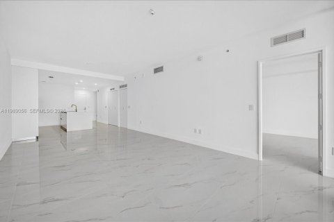 Copropriété à vendre à Miami, Floride: 3 chambres № 2052703 - photo 11