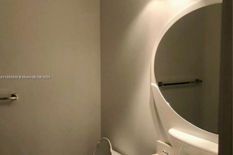 Copropriété à louer à Miami, Floride: 1 chambre, 104.79 m2 № 1941768 - photo 7