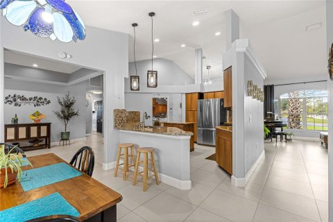 Casa en venta en Silver Springs Shores, Florida, 4 dormitorios, 230.86 m2 № 1885809 - foto 19