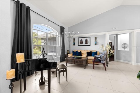 Casa en venta en Silver Springs Shores, Florida, 4 dormitorios, 230.86 m2 № 1885809 - foto 6