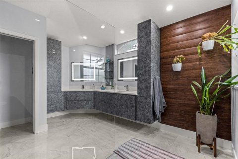Casa en venta en Silver Springs Shores, Florida, 4 dormitorios, 230.86 m2 № 1885809 - foto 28