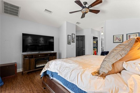 Casa en venta en Silver Springs Shores, Florida, 4 dormitorios, 230.86 m2 № 1885809 - foto 23