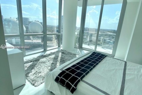 Condominio en alquiler en Miami, Florida, 1 dormitorio № 2077050 - foto 7