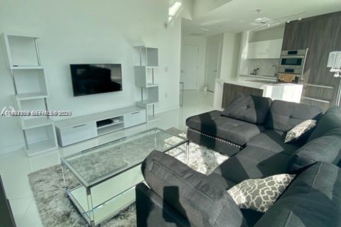 Condominio en alquiler en Miami, Florida, 1 dormitorio № 2077050 - foto 4