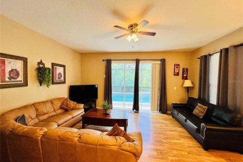 Casa en venta en Kissimmee, Florida, 4 dormitorios, 158.03 m2 № 2198087 - foto 19