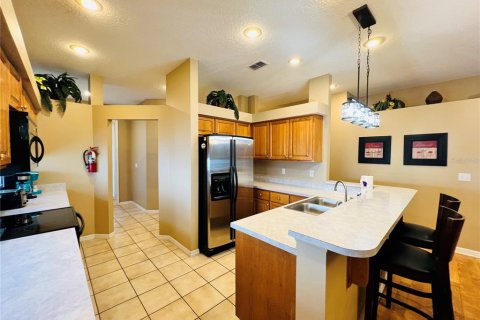 Casa en venta en Kissimmee, Florida, 4 dormitorios, 158.03 m2 № 2198087 - foto 17