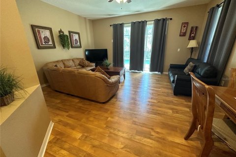 Casa en venta en Kissimmee, Florida, 4 dormitorios, 158.03 m2 № 2198087 - foto 10