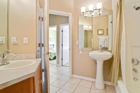 Casa en venta en Kissimmee, Florida, 4 dormitorios, 158.03 m2 № 2198087 - foto 16