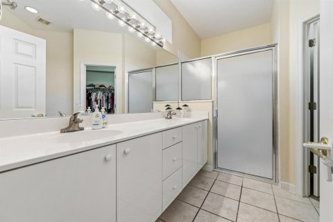 House in Port St. Lucie, Florida 2 bedrooms, 124.49 sq.m. № 2262715 - photo 17